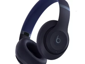 Close-up of Beats Studio Pro Headphones - Black, featuring premium noise-canceling technology.