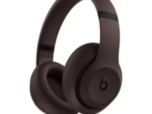 Close-up of Beats Studio Pro Headphones - Black, featuring premium noise-canceling technology.